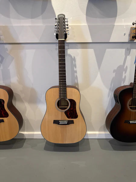 Dreadnaught Body Solid Sitka Spruce top | Mahoga
