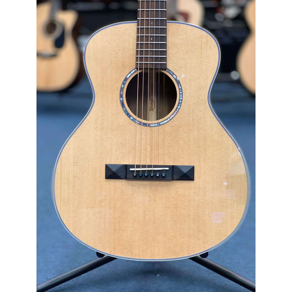 Tasman TA100M-E Mini Jumbo Acoustic Electric Guitar w Hardcase, Haworth Guitars