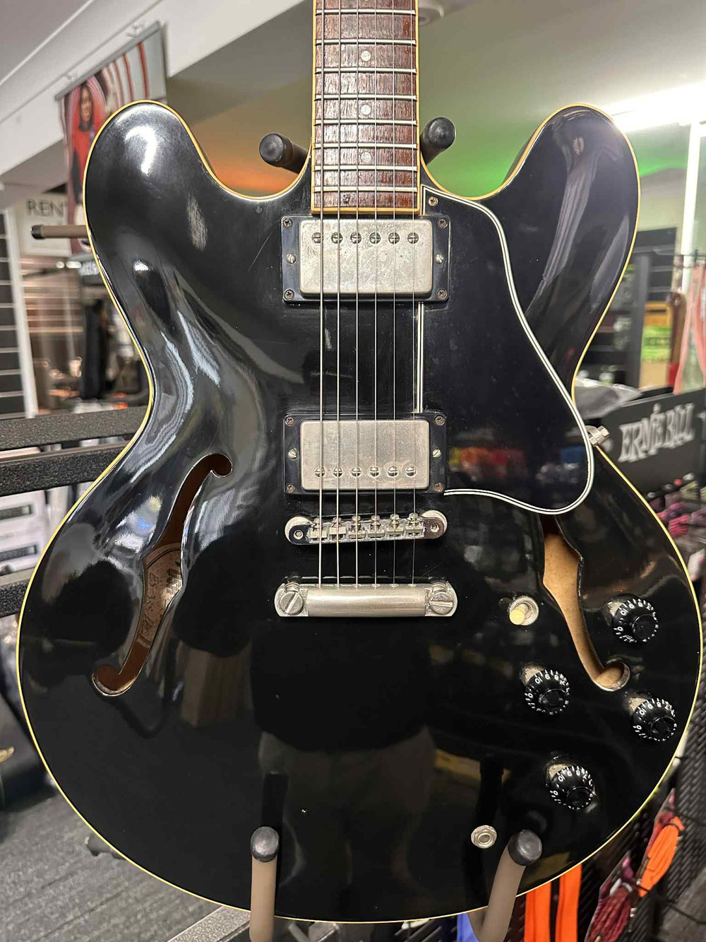 CON. 2003 GIBSON ES-335 DOT EBONY