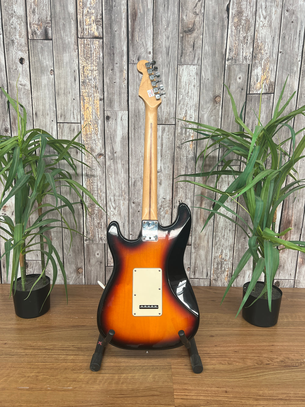 2ND HAND - USED 1994 ANNIVERSARY FENDER STRATOCASTER