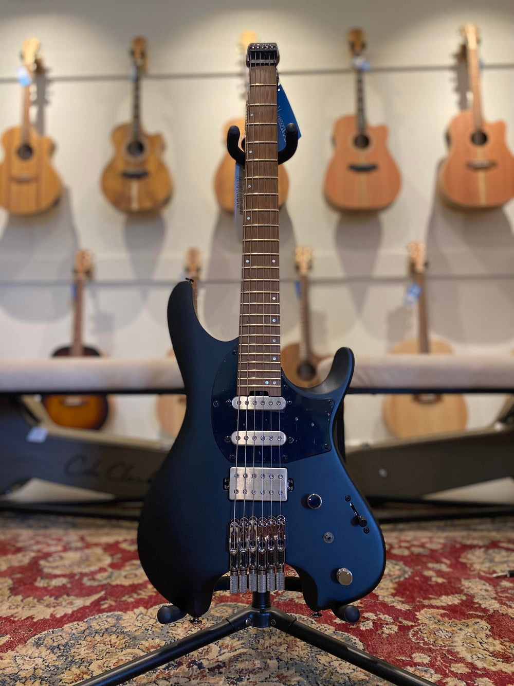 Ibanez Q54 SFM Premium Electric Guitar w Bag in Black Flat