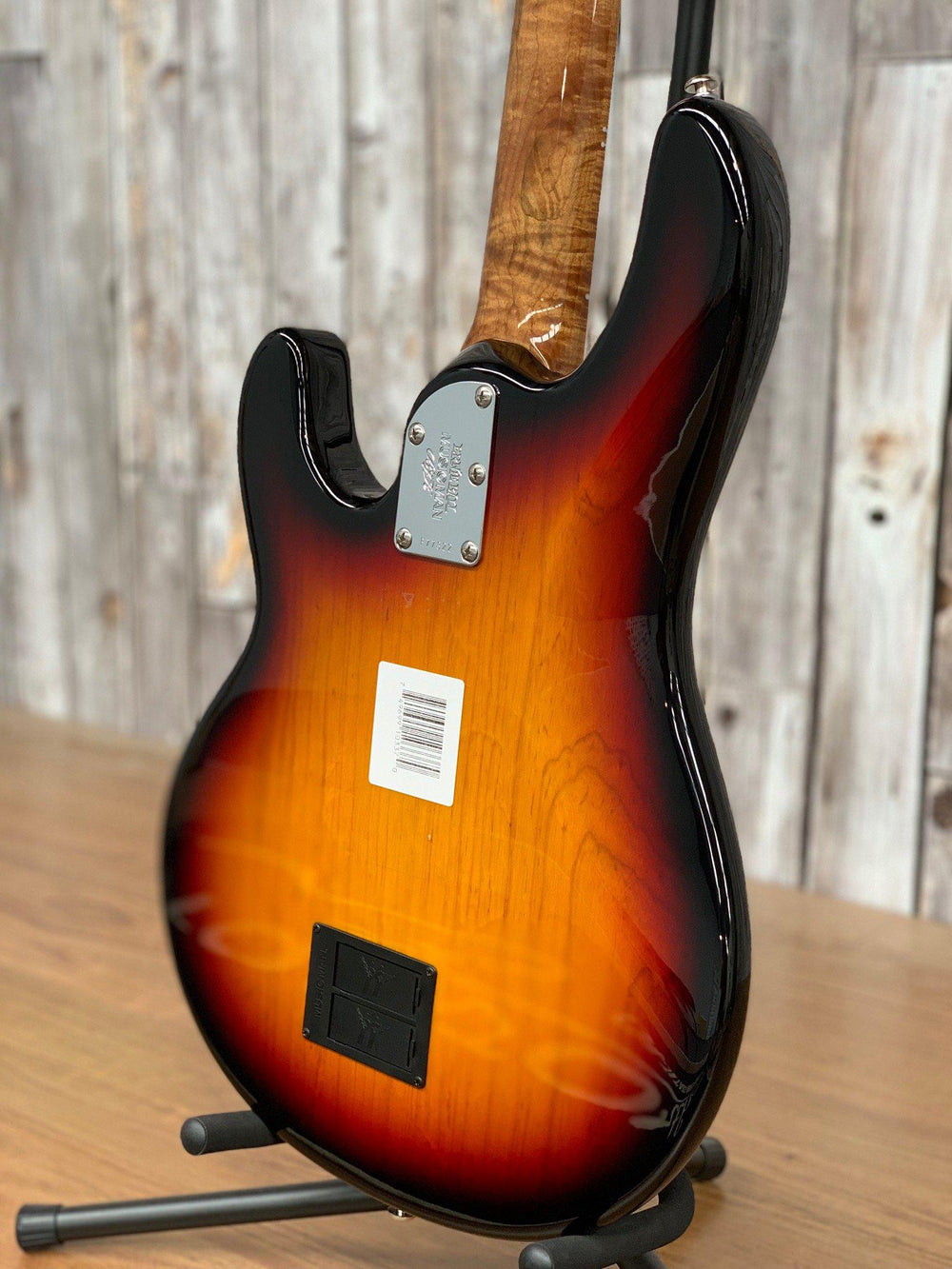 Ernie Ball Music Man STINGRAY SIERRA VINTAGE FRETLESS Bass Guitar